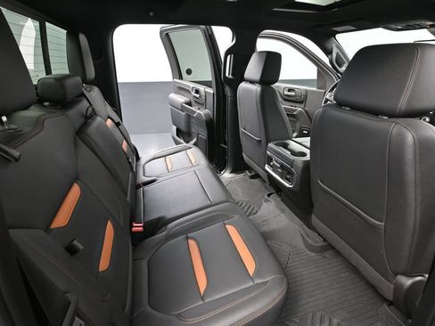 Used 2022 GMC Sierra 2500 AT4 w/ AT4 Premium Plus Package AWD/4WD image 53