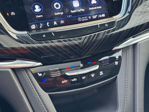 Certified 2025 Cadillac XT6 Premium Luxury image 35