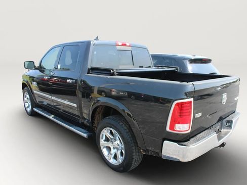 Used 2017 RAM 1500 Laramie w/ Convenience Group AWD/4WD image 3
