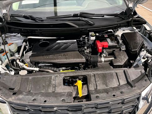 Certified 2023 Nissan Rogue SV w/ SV Premium B Package AWD/4WD image 32