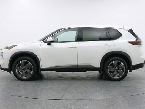 Used 2025 Nissan Rogue SV image 5