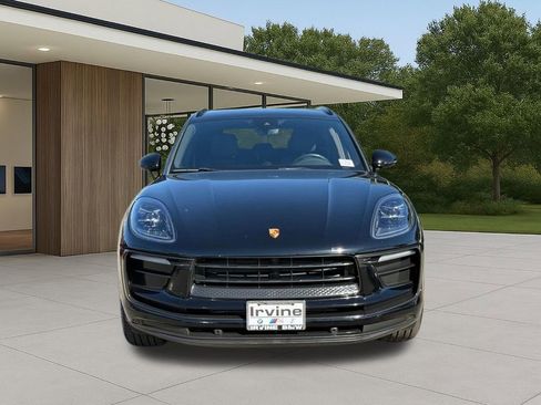 Used 2022 Porsche Macan image 4