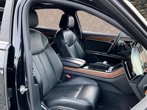 Used 2019 Audi A8 L 3.0T w/ Luxury Package image 7