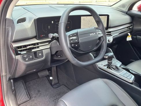 New 2026 Kia Sportage SX FWD image 19
