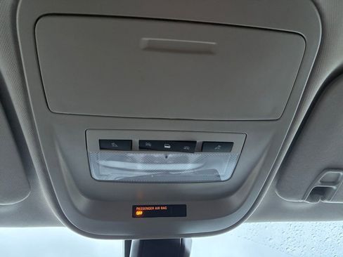 Used 2022 GMC Canyon AT4 w/ Trailering Package image 10