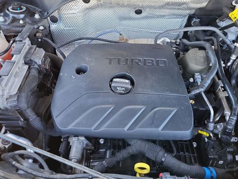 Used 2023 Chevrolet TrailBlazer LT image 17