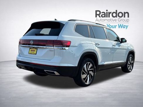Used 2025 Volkswagen Atlas SE AWD/4WD image 7