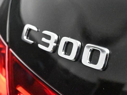 Used 2022 Mercedes-Benz C 300 4MATIC Sedan image 24
