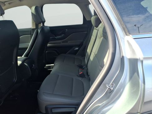 Used 2024 Lincoln Corsair AWD w/ Equipment Group 101A image 9