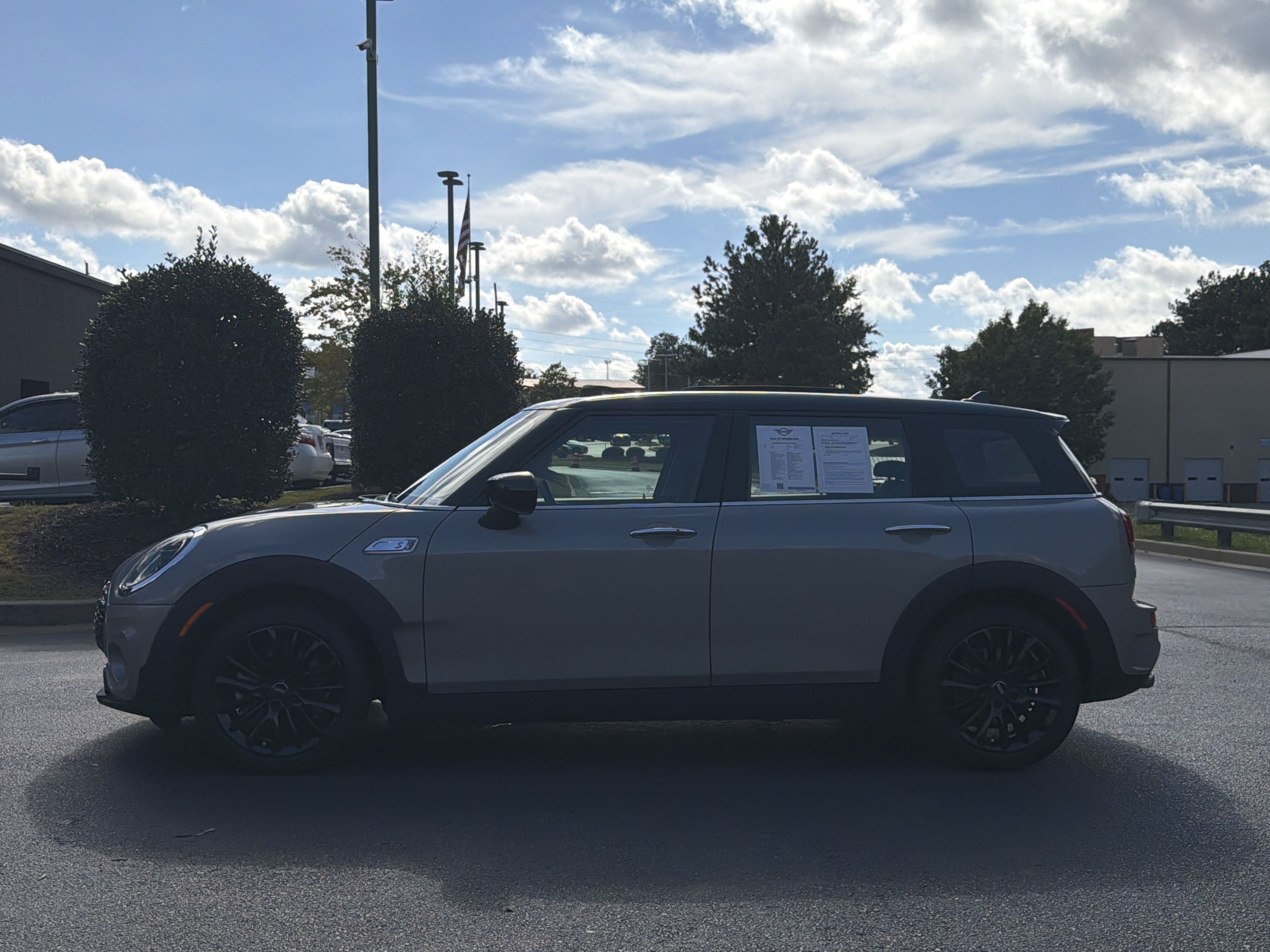 Certified 2024 MINI Cooper Clubman S FWD image 14
