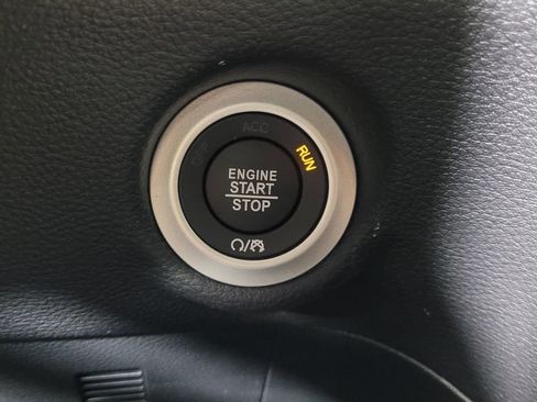 New 2026 Chrysler Pacifica Limited w/ S Appearance Package image 21