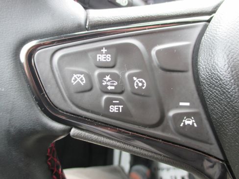 Used 2023 Chevrolet Equinox RS w/ LPO, Floor Liner Package FWD image 22