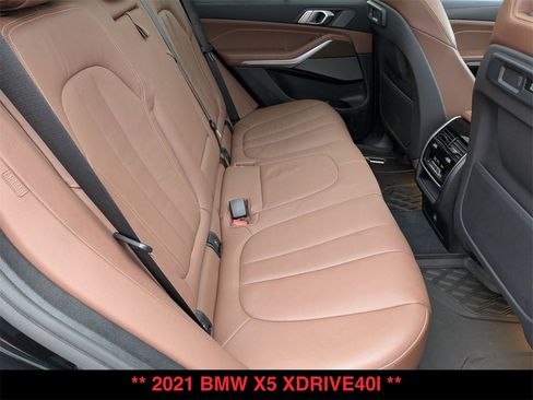 Used 2021 BMW X5 xDrive40i w/ M Sport Package image 29