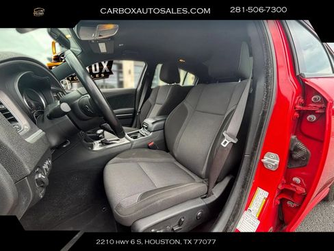 Used 2022 Dodge Charger SXT RWD image 17