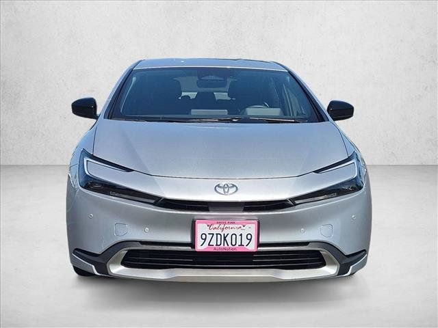 Used 2026 Toyota Prius Plug-In Hybrid FWD image 2