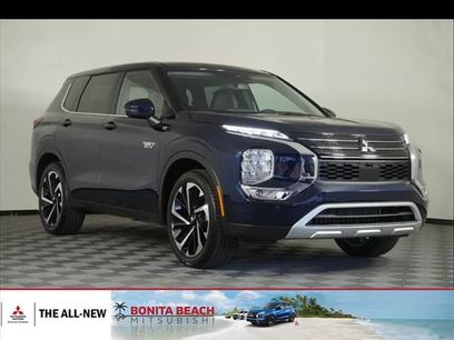 Used 2025 Mitsubishi Outlander SE