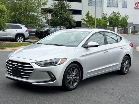 Used 2017 Hyundai Elantra Value Edition FWD image 2