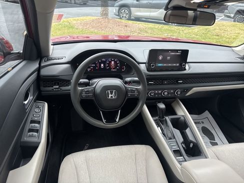 Used 2023 Honda Accord EX image 2