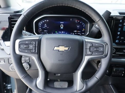 Used 2026 Chevrolet Silverado 3500 LTZ w/ LTZ Convenience Package AWD/4WD image 6