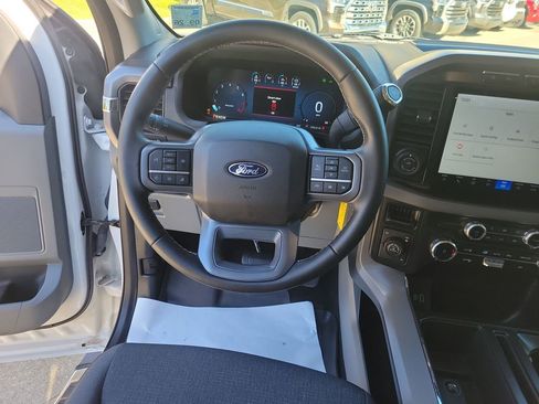 Used 2024 Ford F150 XLT w/ FX4 Off-Road Package image 18