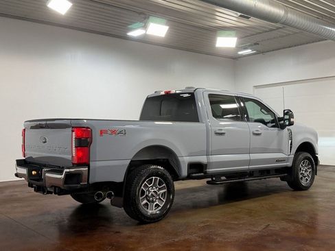 Used 2024 Ford F250 Lariat w/ FX4 Off-Road Package image 4