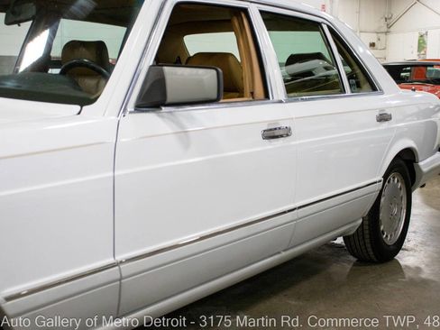 Used 1991 Mercedes-Benz 560 SEL image 21