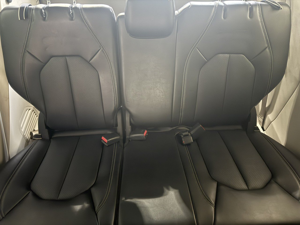 Used 2024 Chrysler Pacifica Limited FWD image 14