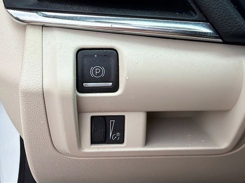 Used 2023 Cadillac CT4 Luxury w/ Sun And Sound Package RWD image 16
