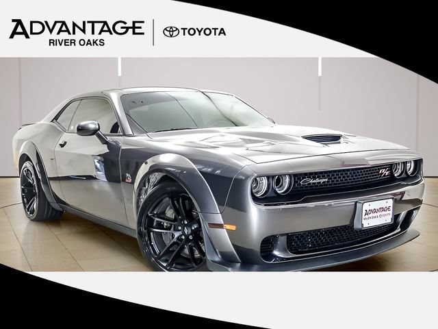 Used 2022 Dodge Challenger R/T Scat Pack RWD image 1