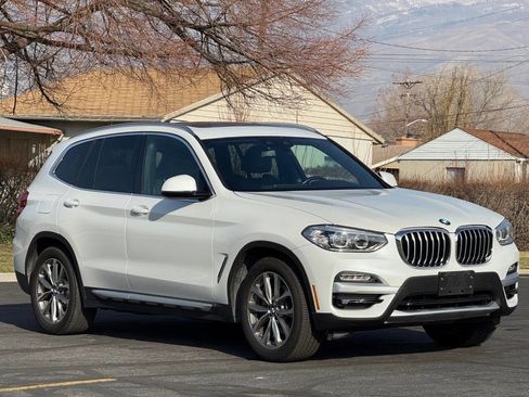 Used 2019 BMW X3 xDrive30i w/ Convenience Package image 3