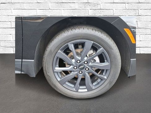 Used 2024 Chevrolet Equinox RS w/ LPO, Floor Liner Package image 9