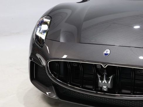 Certified 2024 Maserati GranCabrio Trofeo AWD/4WD image 4