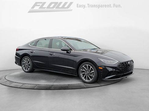 Used 2023 Hyundai Sonata Limited image 1