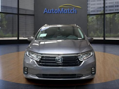 Used 2024 Honda Odyssey Elite image 2