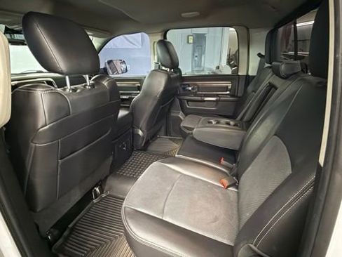 Used 2015 RAM 1500 Laramie w/ Convenience Group AWD/4WD image 25