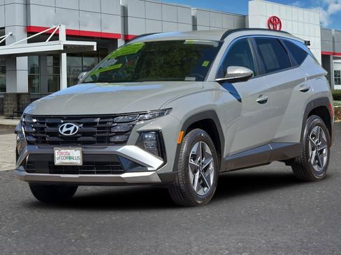 Used 2025 Hyundai Tucson SEL AWD/4WD image 8