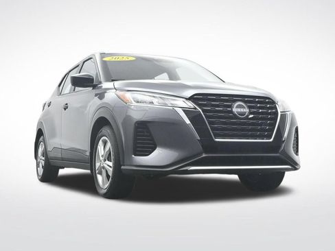 Used 2025 Nissan Kicks Play S FWD image 46