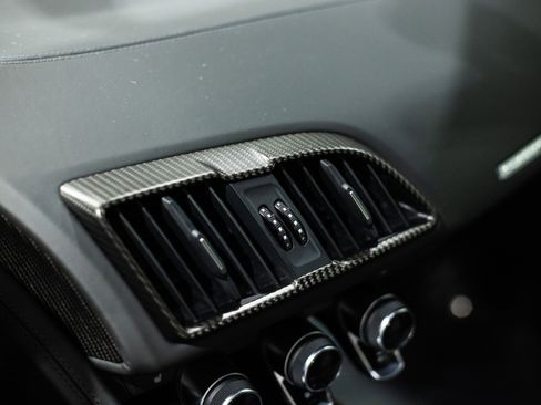 Used 2017 Audi R8 V10 w/ Carbon Exterior Package image 50