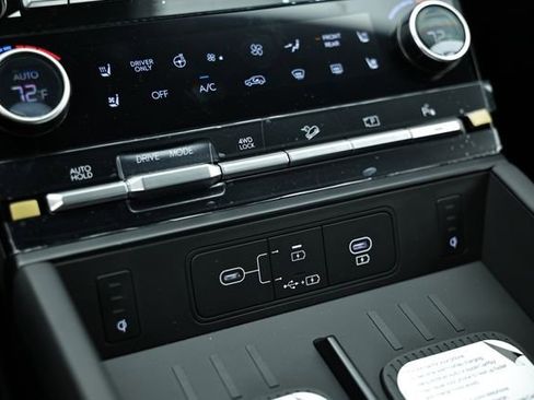 New 2026 Hyundai Santa Fe Calligraphy AWD/4WD image 15