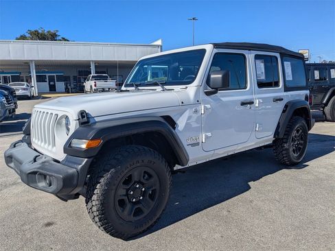Used 2020 Jeep Wrangler Unlimited Sport image 7