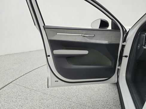 New 2026 Volvo EX30 Plus w/ Protection Package RWD image 23