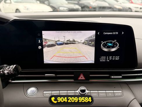 Used 2024 Hyundai Elantra SEL FWD image 19