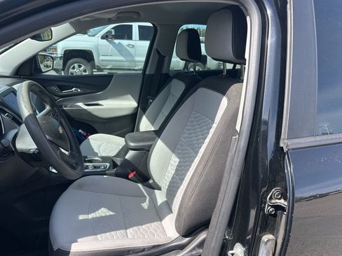 Used 2020 Chevrolet Equinox LS image 5