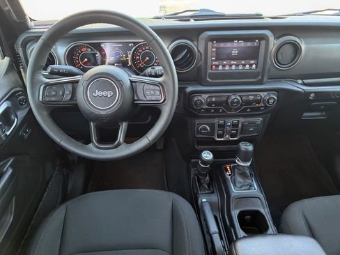 Used 2023 Jeep Wrangler Sport S image 20