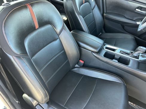 Certified 2023 Nissan Sentra SR w/ SR Premium Package FWD image 11