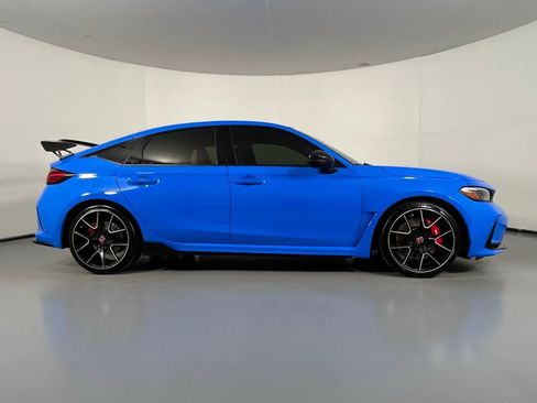 Used 2024 Honda Civic Type R image 8