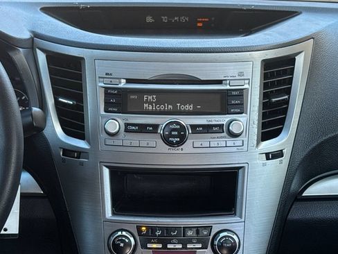 Used 2011 Subaru Legacy 2.5i AWD/4WD image 18