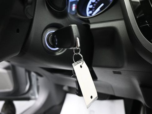 Used 2023 Toyota Camry SE image 24