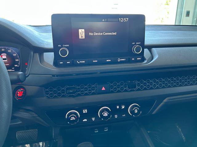 Used 2023 Honda Accord LX image 15