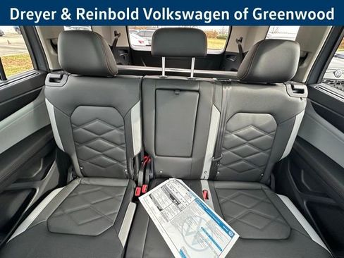 New 2026 Volkswagen Atlas Peak Edition image 32
